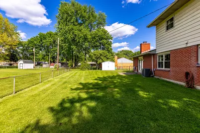 7691 Katy Drive, Dayton, OH 45459 - Photo 6