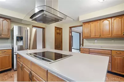 1081 Cedar Creek Circle, Washington Twp, OH 45459 - Photo 8