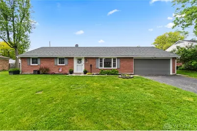 410 Tionda Drive, Vandalia, OH 45377 - Photo 2