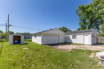 244 Pat Lane, Fairborn, OH 45324 - Photo 4