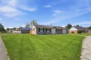 1000 Langdale Ave, New Carlisle, OH 45344 - Photo 2