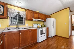 12245 Rhonda Dr, Bethel Twp, OH 45341 - Photo 10