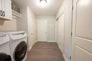 9818 Southern Belle Ct, Washington Twp, OH 45458 - Photo 22