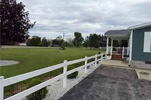 3911 Hanna Rd, Urbana, OH 43078 - Photo 6