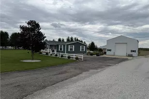 3911 Hanna Rd, Urbana, OH 43078 - Photo 2