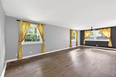 1700 Kensington Drive, Bellbrook, OH 45305 - Photo 4