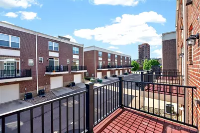 24 N Center Street, Springfield, OH 45502 - Photo 16