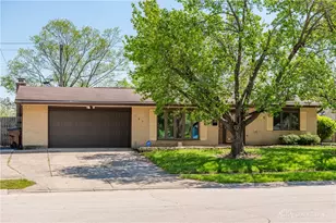 189 Katy Ln, Englewood, OH 45322 - Photo 1