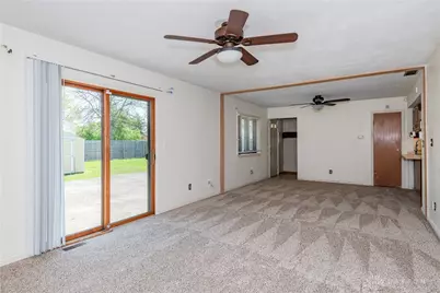 189 Katy Lane, Englewood, OH 45322 - Photo 8