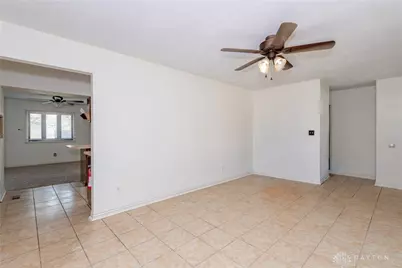 189 Katy Lane, Englewood, OH 45322 - Photo 4