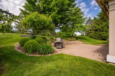 185 Barrington Village Drive, Beavercreek Twp, OH 45385 - Photo 54