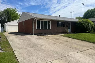 4957 Chesham Dr, Dayton, OH 45424 - Photo 2