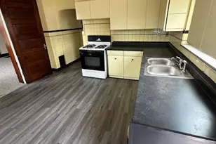 324 & 328 Warren St, Dayton, OH 45402 - Photo 4