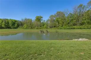 5039 Pepperwell Cir, Sugarcreek Twp, OH 45440 - Photo 4