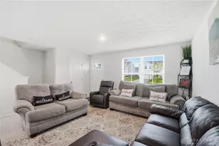 5908 Cresting Dr, Middletown, OH 45042 - Photo 6