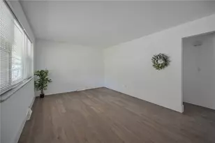 2011 Harding Ave, Harrison Twp, OH 45414 - Photo 10
