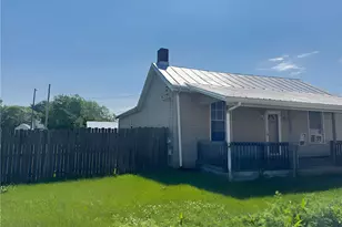 900 N Maple St, Eaton, OH 45320 - Photo 2