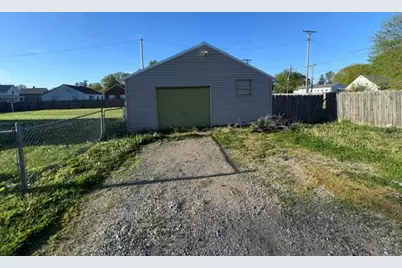 900 N Maple Street, Eaton, OH 45320 - Photo 6