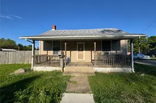 900 N Maple St, Eaton, OH 45320 - Photo 1