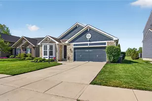 165 Bailey Ln, Springboro, OH 45066 - Photo 2