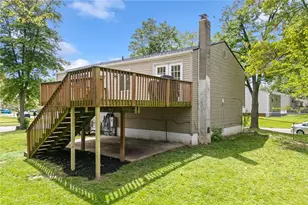 100 Wickham Farm Dr, Englewood, OH 45322 - Photo 4