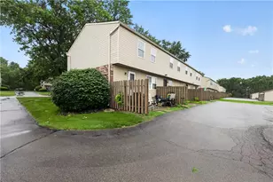 107 Marco Ln, Washington Twp, OH 45458 - Photo 4