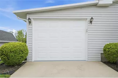 106 S Point Drive, Fairborn, OH 45324 - Photo 50