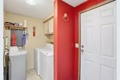 106 S Point Drive, Fairborn, OH 45324 - Photo 40