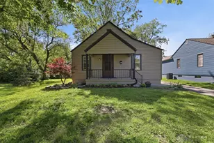 1808 Fernwood St, Monroe, OH 45044 - Photo 2