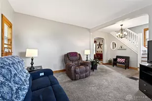 134 E 1st St, Springfield, OH 45504 - Photo 8