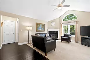 1544 Turnberry Village Dr, Centerville, OH 45458 - Photo 4