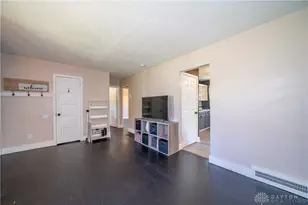 756 Alexander Dr, Dayton, OH 45403 - Photo 6