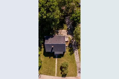 756 Alexander Drive, Dayton, OH 45403 - Photo 2