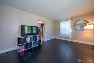 756 Alexander Drive, Dayton, OH 45403 - Photo 4