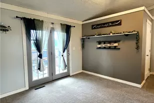 486 Locust Ln, Troy, OH 45373 - Photo 12
