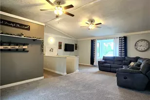 486 Locust Ln, Troy, OH 45373 - Photo 10