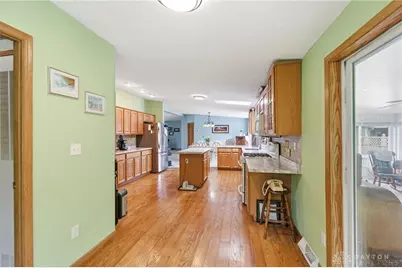 2310 Mallory Court #8, Fairborn, OH 45324 - Photo 32