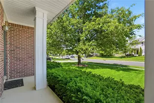 60 E Long Meadow Dr, Springboro, OH 45066 - Photo 8