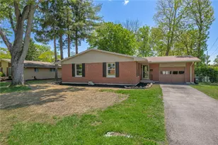2434 Barnett Dr, Bellbrook, OH 45305 - Photo 1