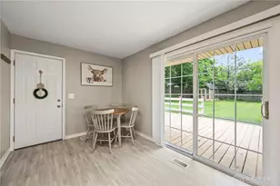 130 Teakwood Ln, Springboro, OH 45066 - Photo 8