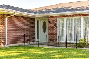 1935 Campus Dr, Fairborn, OH 45324 - Photo 12