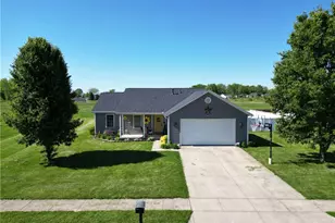 781 Birch Ct, Jamestown Vlg, OH 45335 - Photo 2