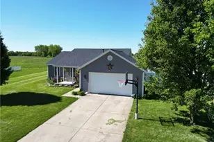 781 Birch Ct, Jamestown Vlg, OH 45335 - Photo 4