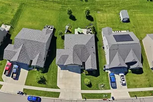 4131 Spicebush Dr, Tipp City, OH 45371 - Photo 8