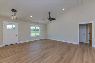 1443 Paul Revere Way, Troy, OH 45373 - Photo 6