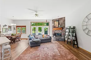 9190 Heather Dr, Washington Twp, OH 45458 - Photo 6