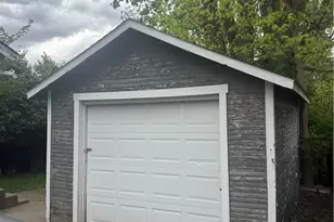 106 S Fostoria Ave, Springfield, OH 45505 - Photo 4