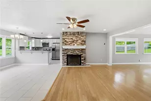 1966 Grange View Dr, Beavercreek, OH 45432 - Photo 8