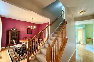 2570 King Arthur Wy, Beavercreek, OH 45431 - Photo 2