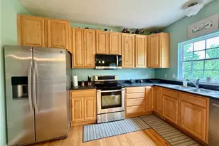2570 King Arthur Wy, Beavercreek, OH 45431 - Photo 8